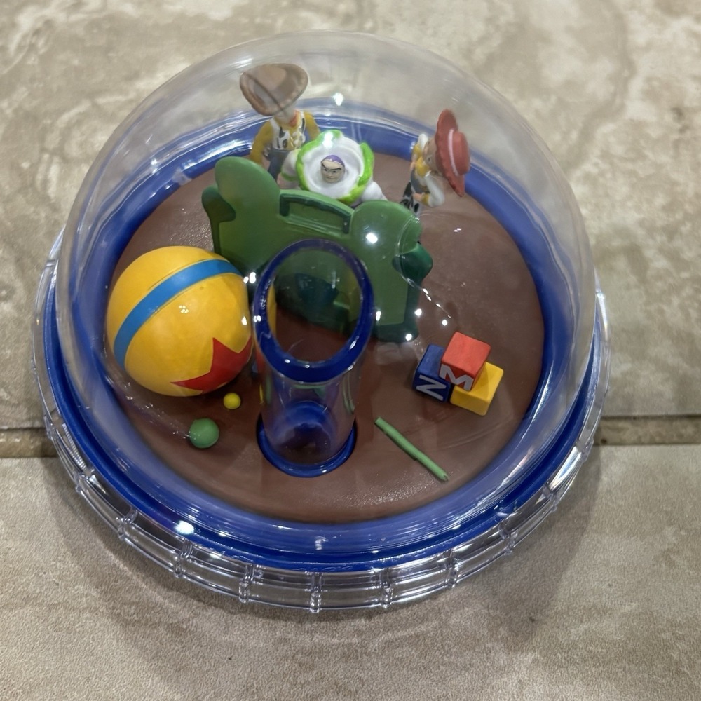 Toy Story 5 Movie Dome lid tumbler Cinemark New includeds straw - Picture 7 of 12